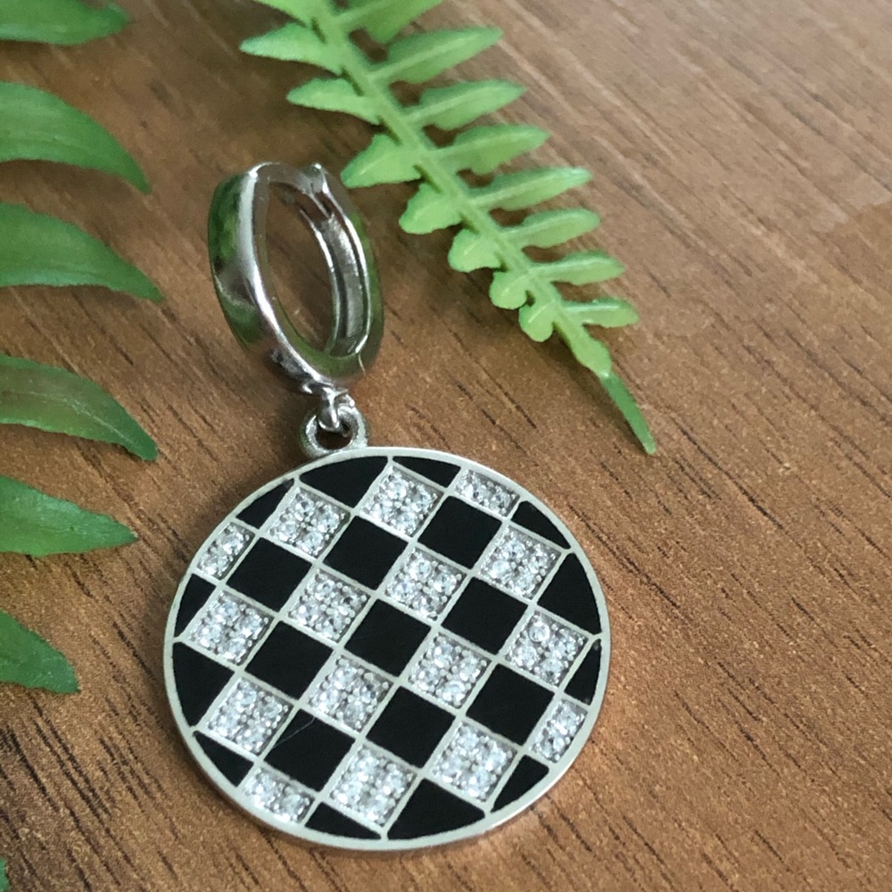 Square designed black and white necklace or earing